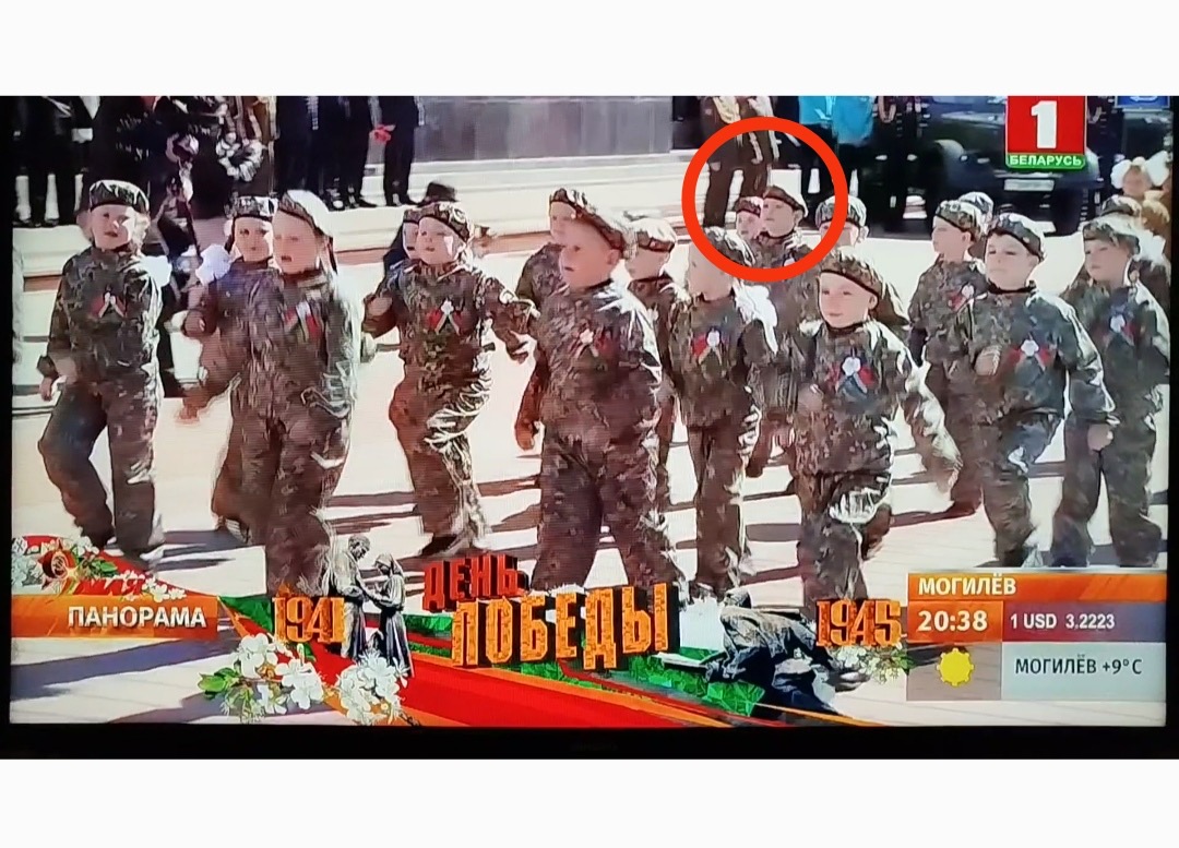 Николай, внук Пиличевой (Земцовой) Надежды Викторовны, участвовал в параде 9 мая
